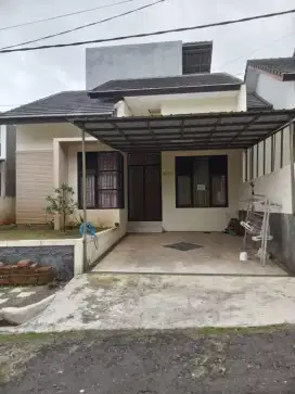 Di kontrakan Rumah lokasi strategis