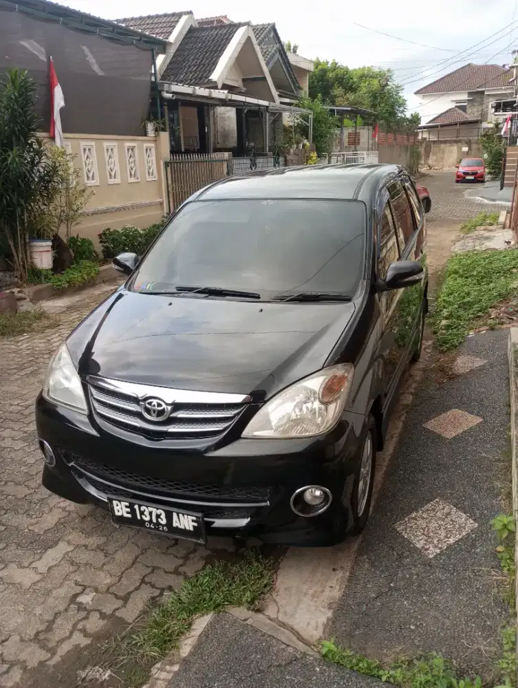Toyota Avanza S manual th 2010