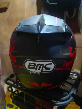Jual helem BMC barang bru di pake CUMA lebaran kemaren ajahh