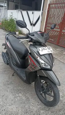 Honda Vario 110 LED CBS ISS tahun 2017 ( pajak baru 10-2026 ).