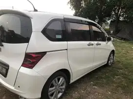 Honda Freed 2012