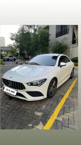 MERCEDES BENZ CLA200 AMG MBUX 2019