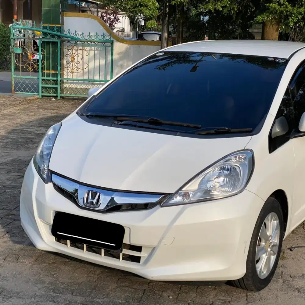 Jazz 1.5 S Bensin MT 2013 ( GE 8 )