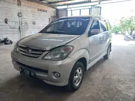 Daihatsu Xenia 2005 Bensin