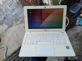 Notebook Asus X200ca Ram 4/500gb