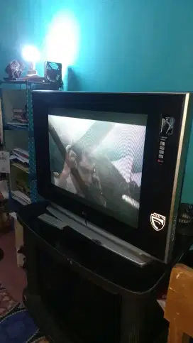 TV LG Super Slim 29 in