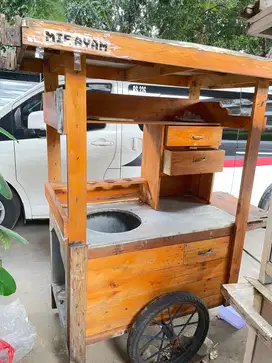 gerobak bekas mie ayam