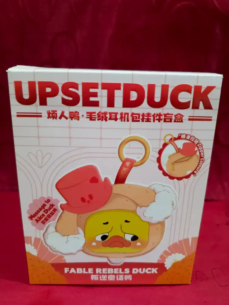 UpsetDuck / Upset Duck Fable Rebels Duck Blind box