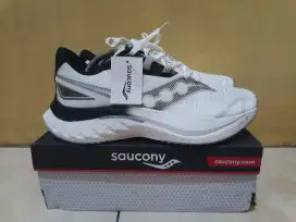 Saucony Endorphin Speed 4