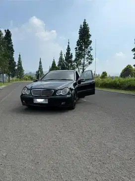 Dijual Mercy W203 C240 2005 Kondisi Super Ciamik