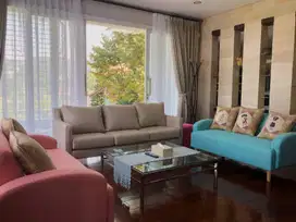 (SALE) RUMAH RESORT DAGO PAKAR, BANDUNG, VIEW KOTA, FULL FURNISHED