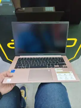 Laptop Asus Vivobook A1404VA Teracota Intel Core i5 1334 Kredit laptop