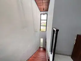 RUMAH SIAP HUNI 2 LANTAI DI MLATI SLEMAN