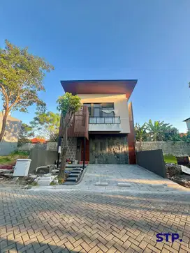 Rumah baru nuansa Bali di Citraland cluster Alam Hijau with POOL