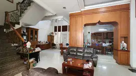 DIJUAL RUMAH SIAP HUNI DI VPG KELAPA GADING