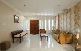 Dijual Rumah Sunter Mas Barat dekat ITC Cempaka Putih Jakut
