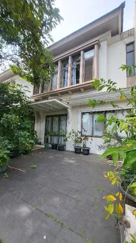 Rumah Furnish 2 Lantai di Greenwich BSD Dekat Akses Tol dan Mall