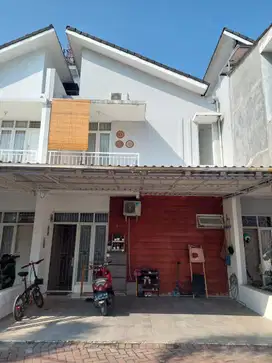 Cluster pondok serut nempel graha raya Bintaro