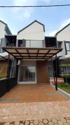 dijual rumah di cluster pesona remboelan jln  h. jamat serpong  Tanger