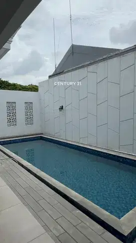 Rumah Baru Mewah Posisi Hook Premium Di Kebayoran Baru Wt15941