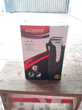 Mesin potong cukur rambut kondisi lengkap dan normal