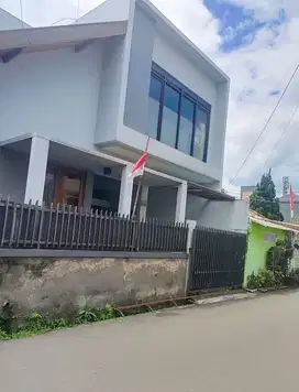 Rumah 2 Lantai Dijual Murah di Cibolerang Kopo Bacip Kota Bandung