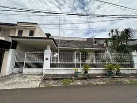 Rumah Nyaman di Jl Cendrawasih Bintaro Jakarta