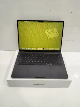 Macbook Pro M4 2024 garansi resmi ibox