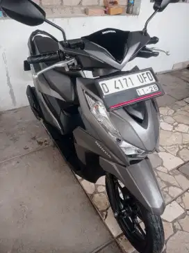 Honda beat deluxe cbs iss tahun 2023