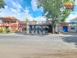 Dikontrakkan rumah + ruang usaha di Jl Kepiting Banyuwangi sobo