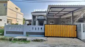 Rumah Hook Full Renovasi  Rapih Strategis Di Gading Serpong
