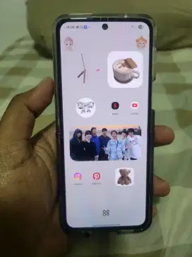 Flip 4 8/256 GB Rose Gold