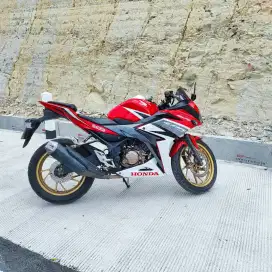 Honda CBR150R 2017