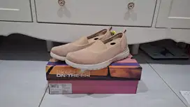 SKECHERS size 40 - Sepatu Women's SKE On The Go Flex – Siena Original
