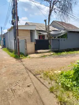 RUMAH DIJUAL DI  SAWANGAN DEPOK