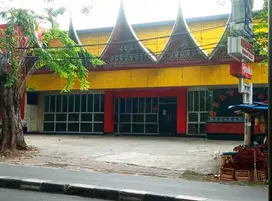 Di sewakan segera ruang usaha cocok untuk usaha rumah makan di jakbar