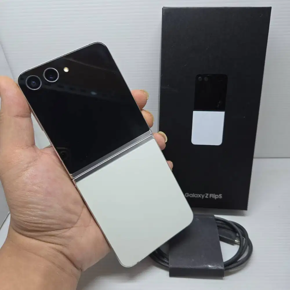 TERMURAH SAMSUNG GALAXY Z FLIP 5 CREAM 8/256 FULLSET NO MINUS
