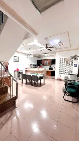 Dijual Rumah 2,5 Lantai Sunter Paradise 2 – Row 3 Mobil, Hadap Utara