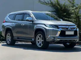 Mitsubishi Pajero sport Dakar limited edition At 2016 km +/- 90.000