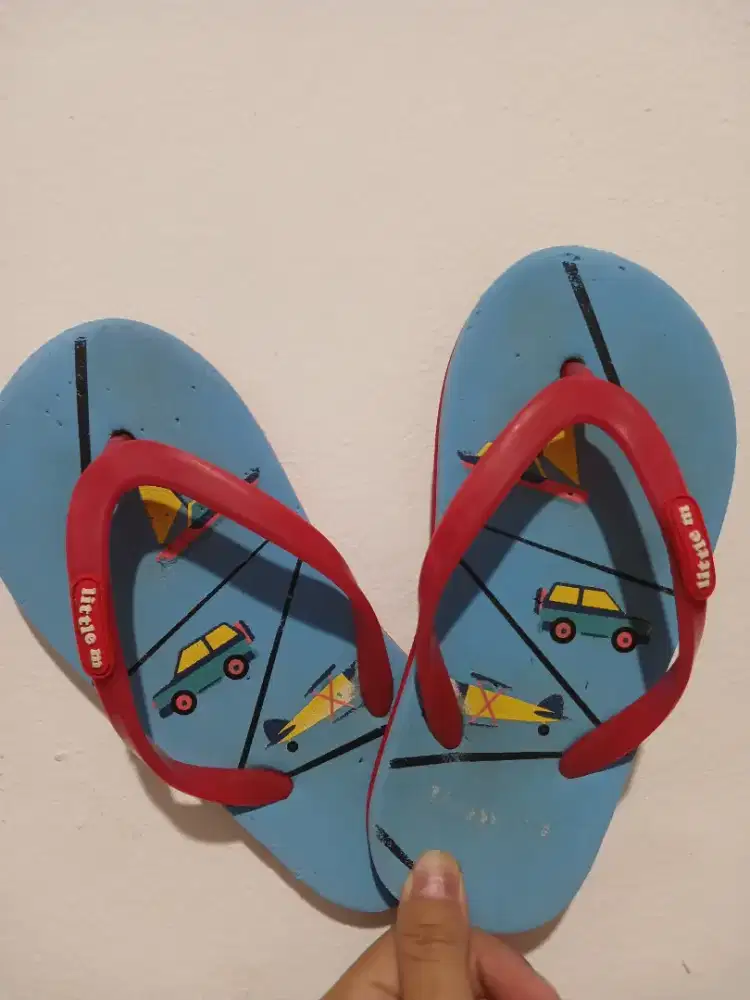 Sandal anak merk litle m