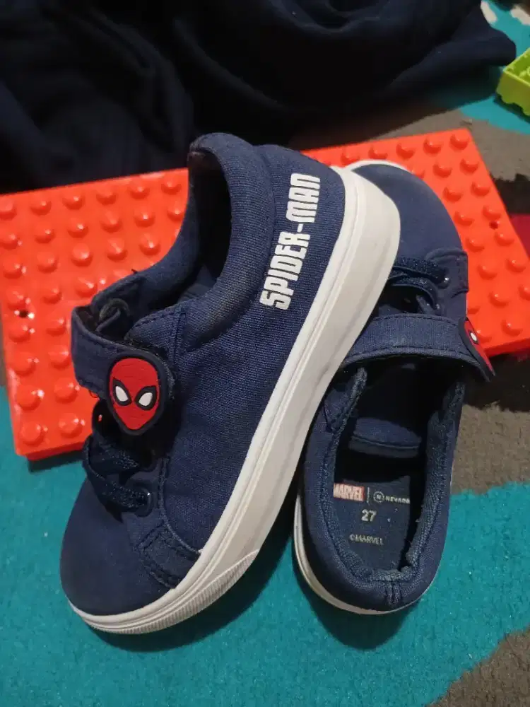 Sepatu anak nevada marvel matahari