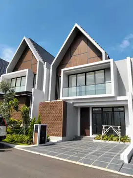 Jarang Ada Pinewood Summarecon Bogor view bukit