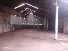 Gudang Tengah Kota Jalan Rajawali Dadali