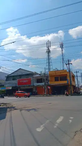 Disewakan ruko strategis 2 lantai di kartasura