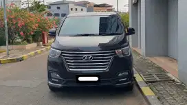 Hyundai h1 royale bensin 2021 hitam