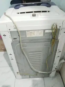 Dijual Mesin Cuci Toshiba Top Loading