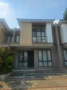 Dijual Rumah Like New 2 Lantai Di Kota Wisata Cibubur