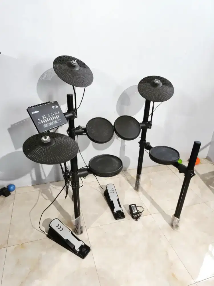 Yamaha DTX402K Drum Elektrik