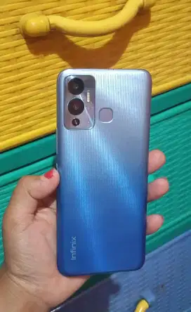 Infinix Hot 12 play ram 4+2/128 ori!.