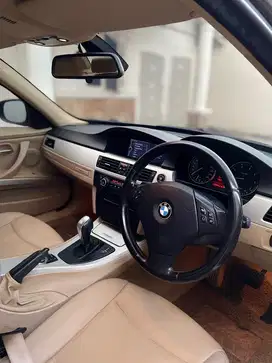 BMW 320i 2009 i-drive Lci e90